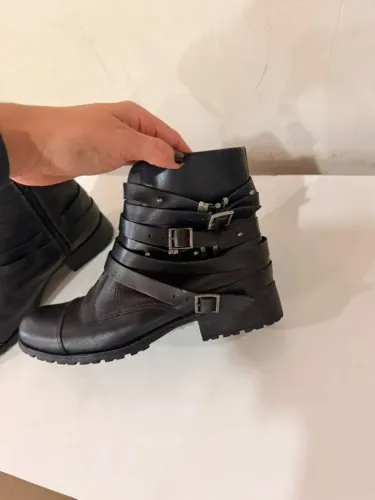Bota Preta Constance