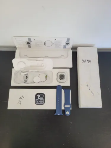 APPLE WATCH SERIES 10 42MM SILVER