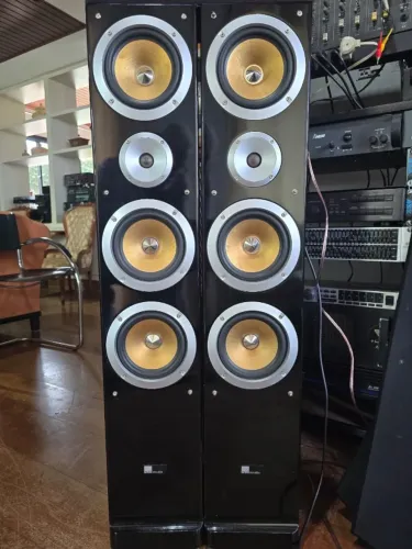 Caixas torre Pure Acoustics QX900F (1par)