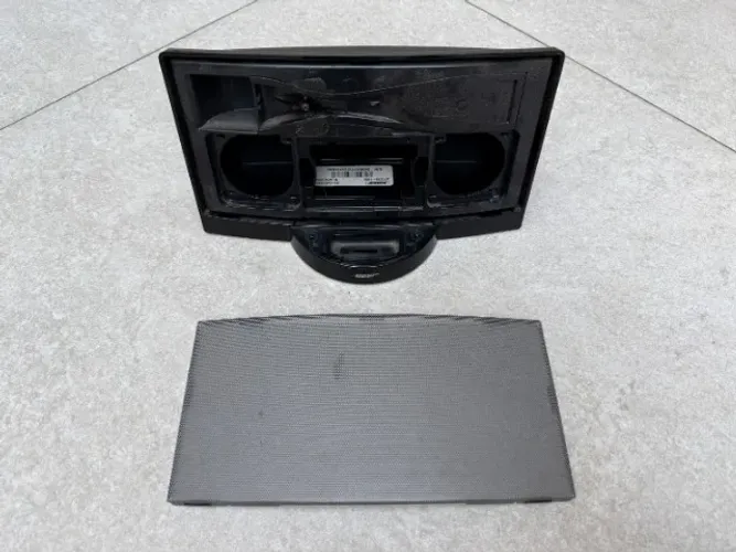 Caixa Bose Sounddock I, apenas a caixa e a tela