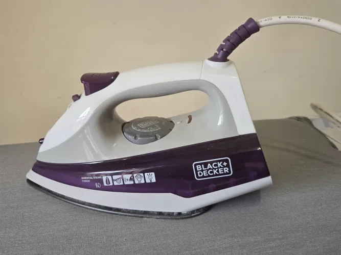 Ferro + Tábua de Passar Roupa