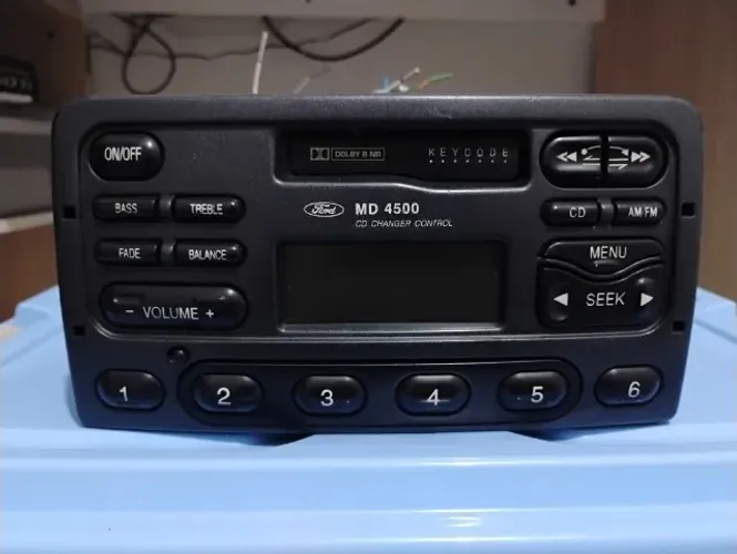 Rádio MD 4500 Ford (toca-fitas)