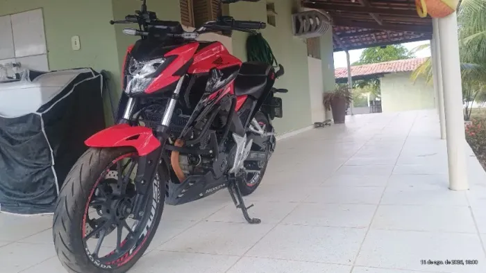 Cb Twister 300f com ABS  2023 20 mil km rodados 