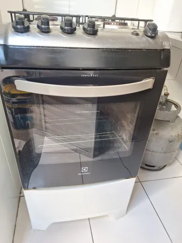 Vendo fogão