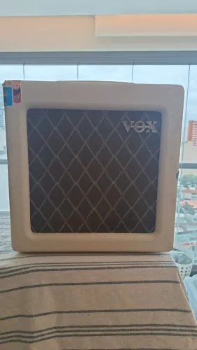 Amplificador VOX AC4TV valvulado