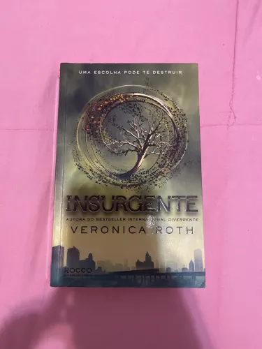 Livro Insurgente Veronica Roth