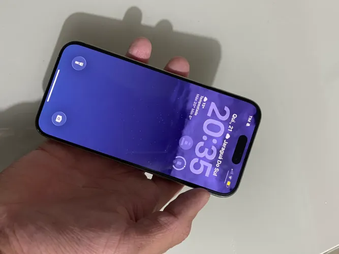 iPhone 15 Pro 128GB Impecável