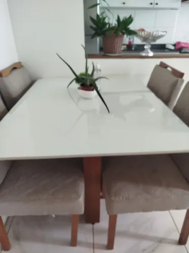 Mesa de Jantar 4 cadeiras 