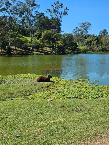 3 casas no Condomínio à venda em Jacareí