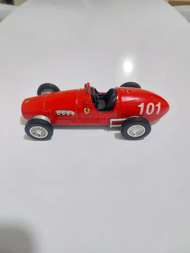 Miniatura Ferrari 1952 500 F2