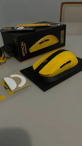 Mouse Pulsar X2 wireless Bruce Lee edition + mousepad