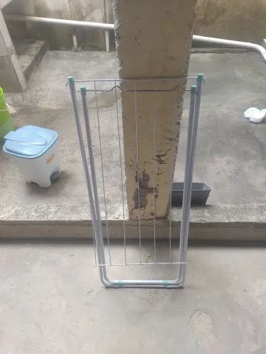 Varal de Chão Dobrável