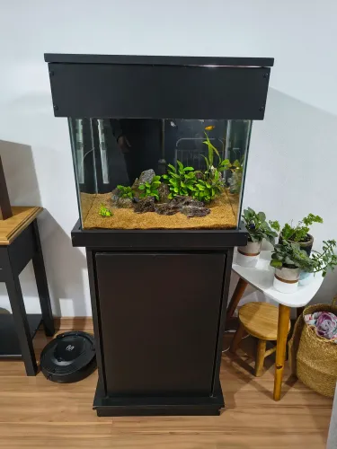 Vendo aquário completo