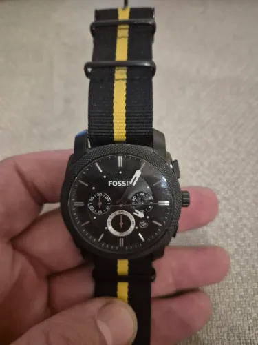Relógio Fóssil Masculino preto com pulseira em tecido 