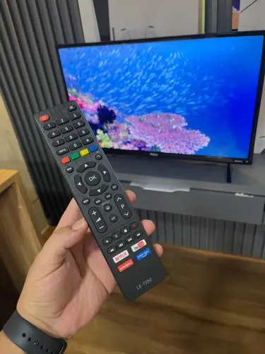 Televisão 32 polegadas smart com garantia / entrego