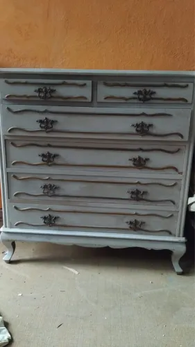 Cômoda de 6 gavetas antiga