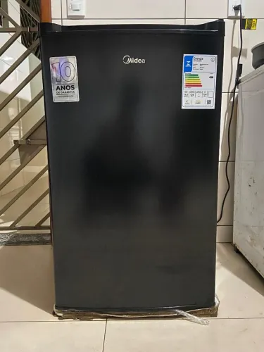 Frigobar Midea 124 Litros 