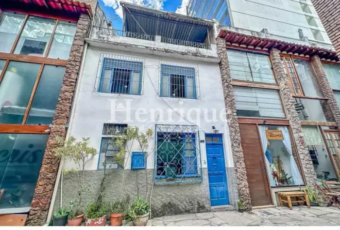 Casa de Vila : / Residencial / Laranjeiras