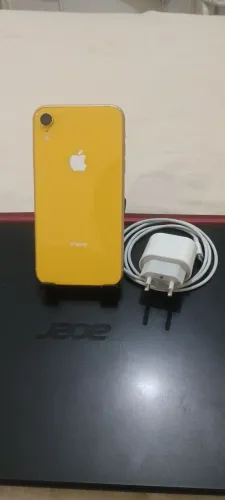 iPhone XR 64GB 81% bateria cor amarelo zerado todo original funcionando tudo com garantia