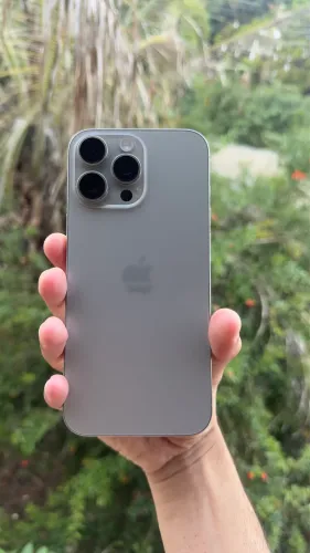 iPhone 16 Pro Max 256GB Titânio Garantia Apple