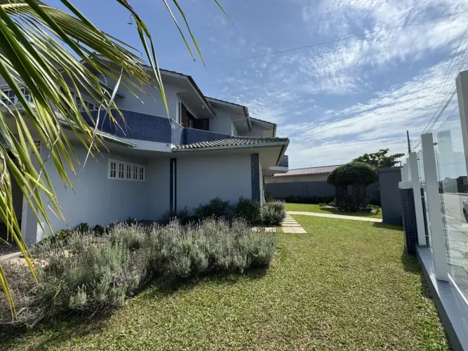 Ótima Casa Mobiliada Próxima ao Mar Balneário Rincão SC