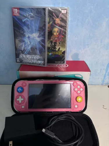 Nintendo switch lite + acessórios e jogos