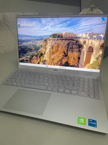? NOTEBOOK DELL INSPIRON 5502 - i5 11ª GERAÇÃO | 16GB RAM | SSD 512GB | NVIDIA MX350