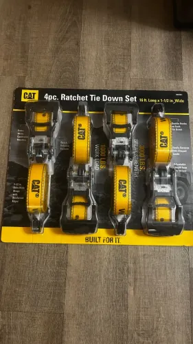 Kit 4 tiras e catracas marca Catterpillar