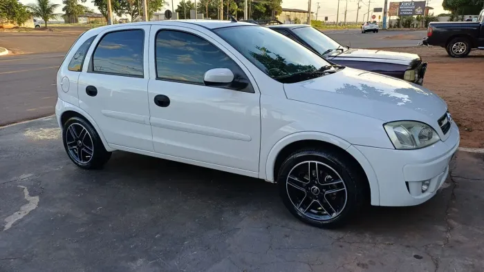 Chevrolet Corsa Hat. Maxx 1.4 8V Econoflex 5P 2012