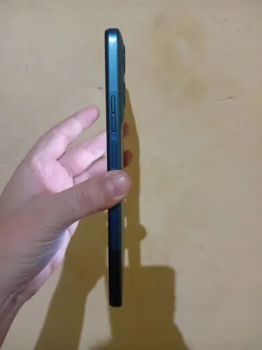 Celular Motorola G06