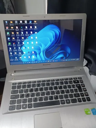 Notebook Lenovo i7 16 Gb RAM