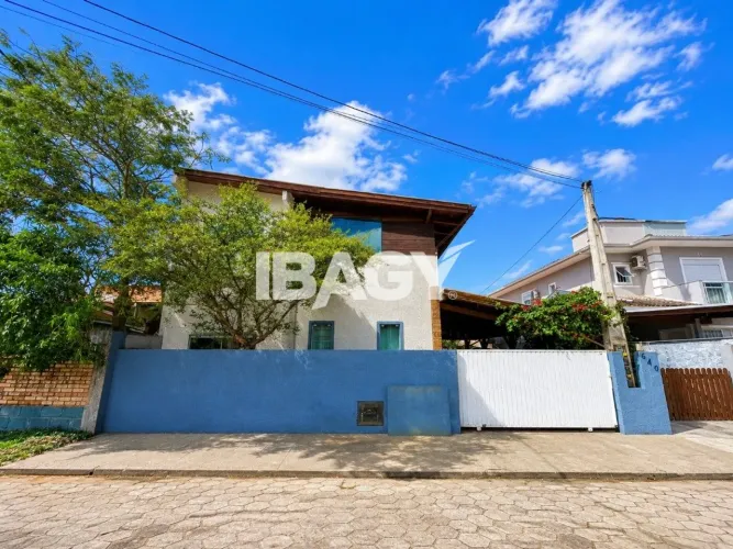 Excelente Casa 1 dormitório(s) em Campeche - Florianópolis