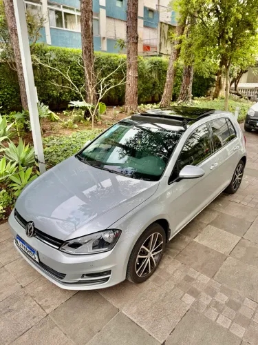 Volkswagen Golf Comfortline 1.0 TSI Total Flex Mec. 2017