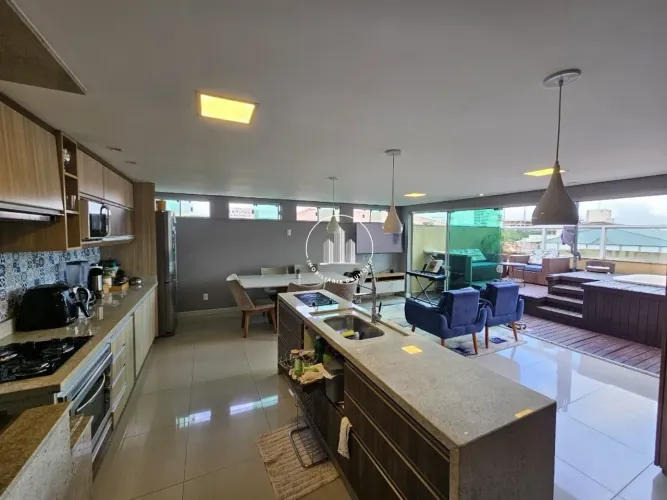 Apartamento 122m² com 3 Quartos e Suíte no Canto