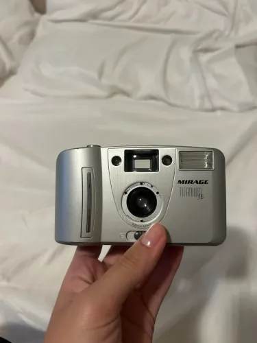 Mirage Titanium SE - camera vintage