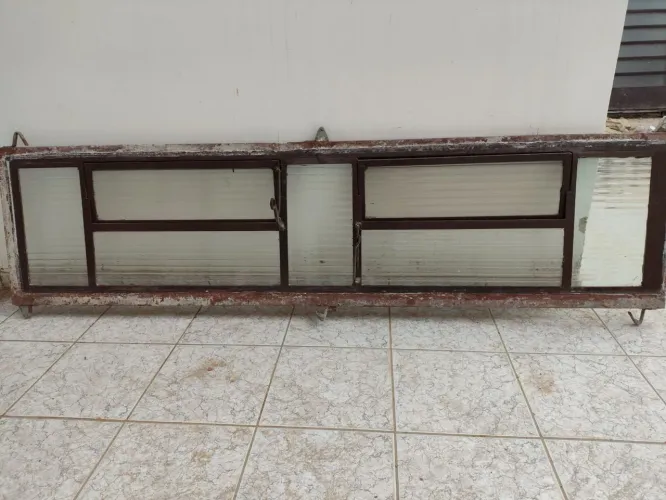 Janela de ferro para cozinha 2,00x0,50
