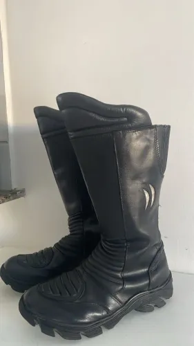 Bota tática