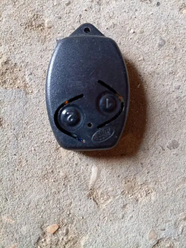 Vendo um controle portão automático