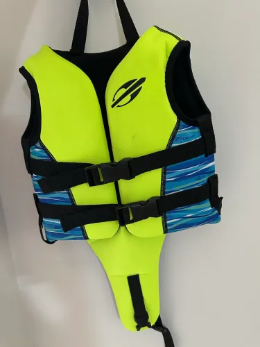 Colete salva vidas classe V , mormaii, para crianças de 0 a 11 meses e até 25 Kg