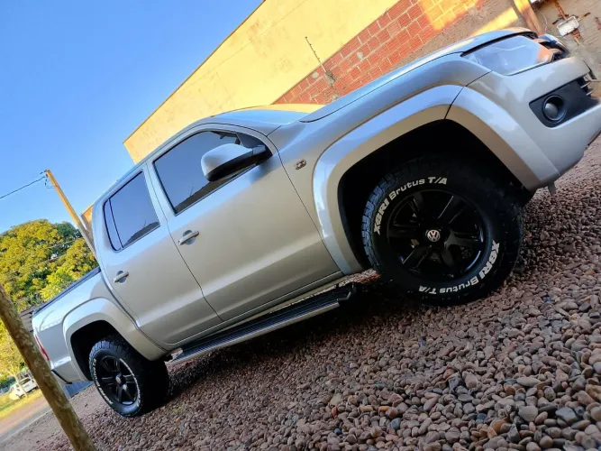 Volkswagen Amarok Trendline CD 2.0 16V TDI 4X4 Dies 2013
