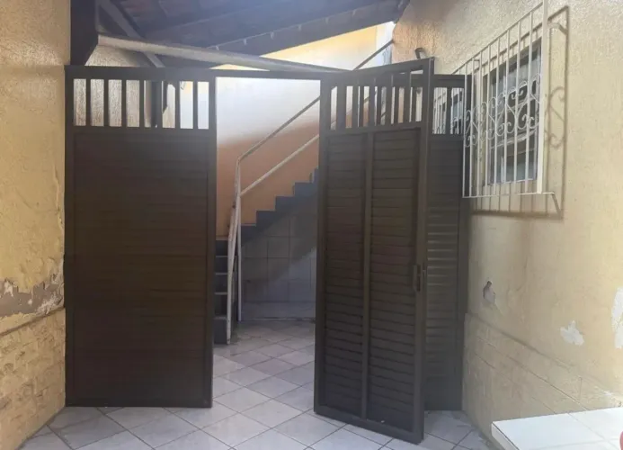 Portão de aluminio