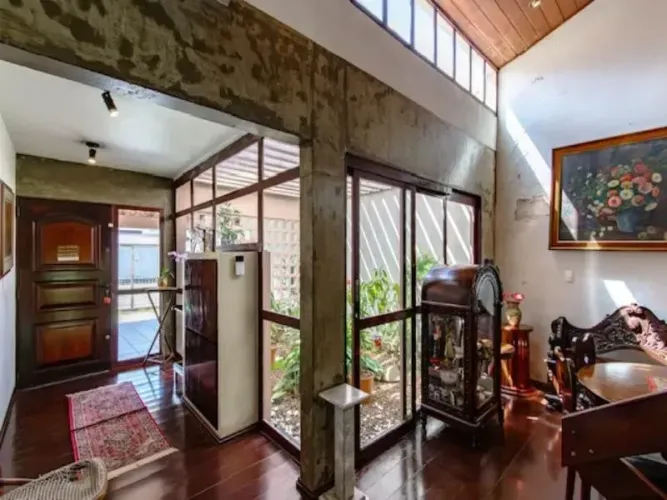 Casa para locação, Imóvel amplo e elegante, com 360 m² no Jardim da Saúde  São Paulo