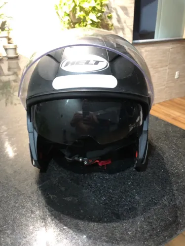 Capacete HELT