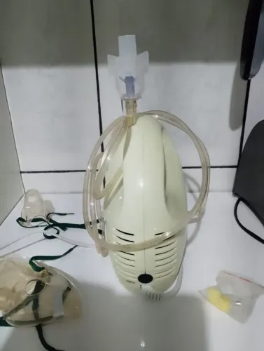 Inalador / Nebulizador G-Tech Compressão - Funcionando Perfeitamente + Acessórios.