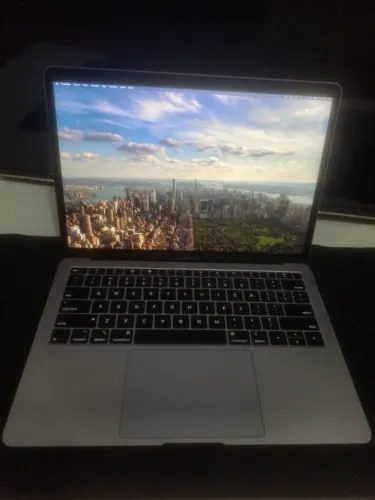 MacBook Air 13 Retina 2019 Core i5 - Bateria Excelente / Impecável