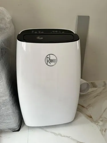 Ar-condicionado portátil Rheem 11000Btus