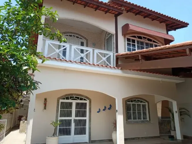 ? Oportunidade Exclusiva: Residência de Alto Padrão Totalmente Reformada em Quissamã