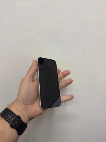 iPhone 16-100% bateria 6 meses de garantia