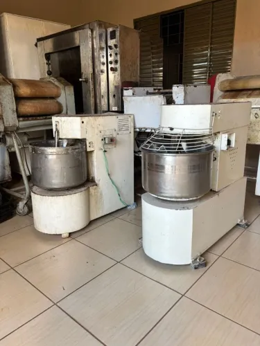Máquinas de padaria