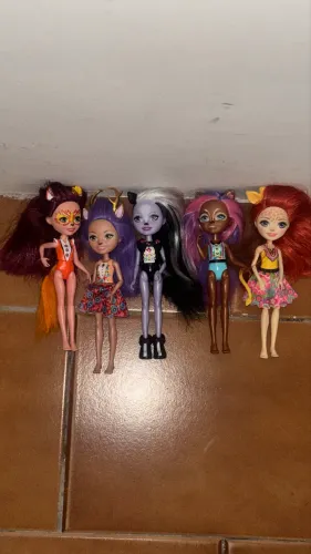 5 bonecas Enchantimals 
